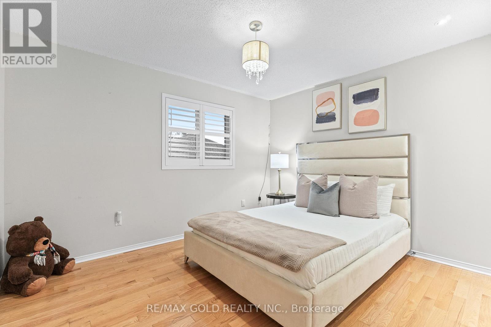 49 Sedgewick Circle, Brampton, Ontario  L7A 2P5 - Photo 30 - W12575586