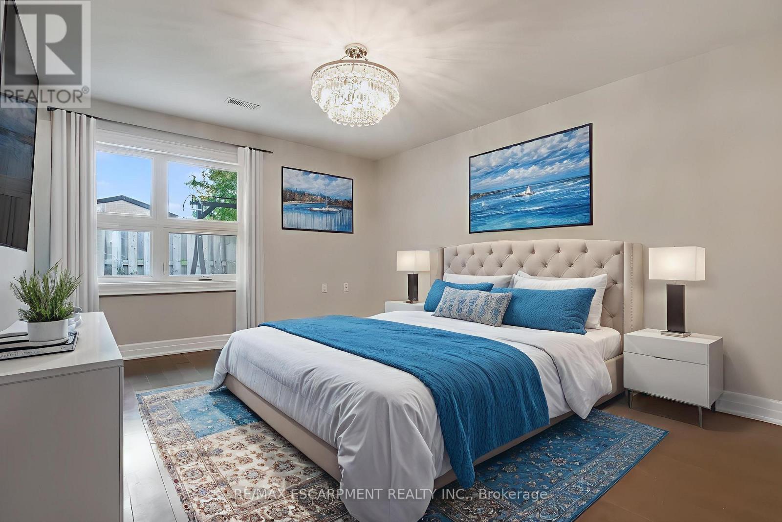 47 Szollosy Circle, Hamilton, Ontario  L9B 1T8 - Photo 12 - X12564528