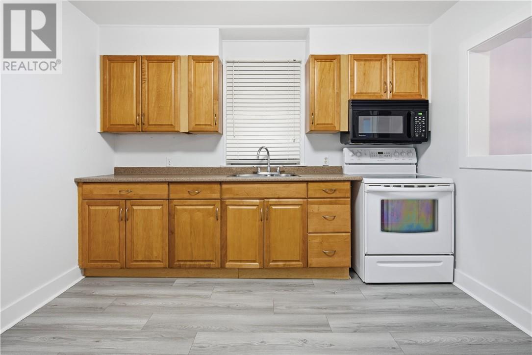 365 Hope Street, Sudbury, Ontario  P3C 3T1 - Photo 3 - 2125779