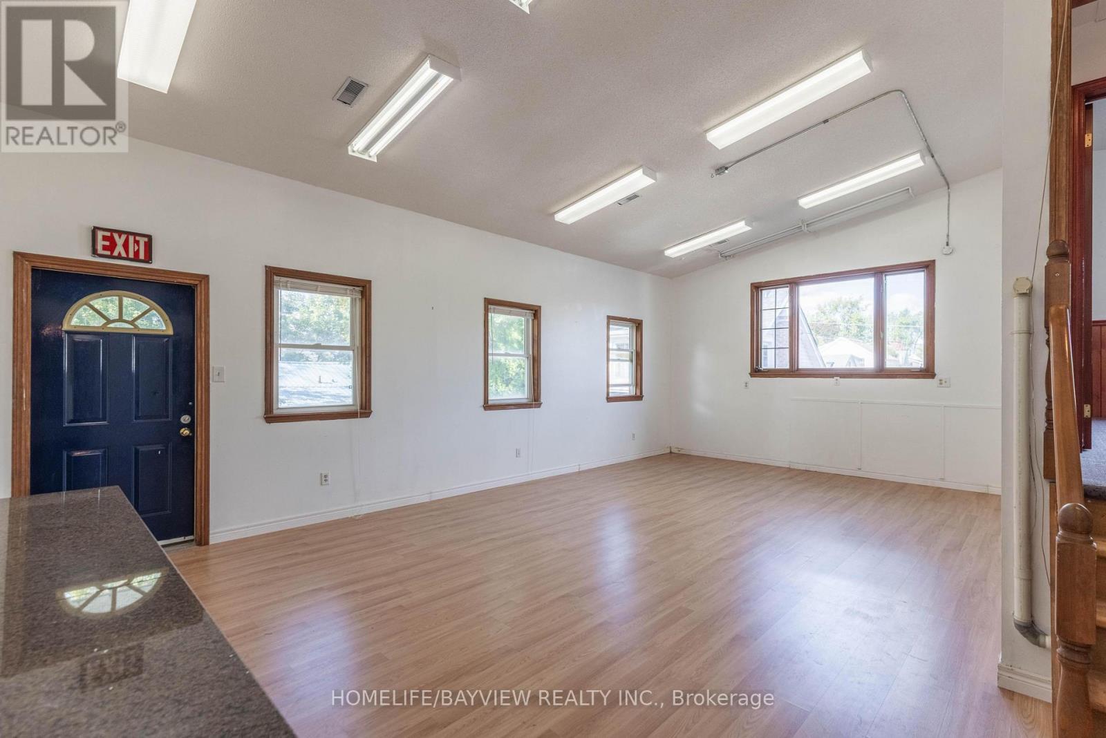 19 Main Street, St. Catharines, Ontario L2N 4T5 - Photo 29 - X12577638