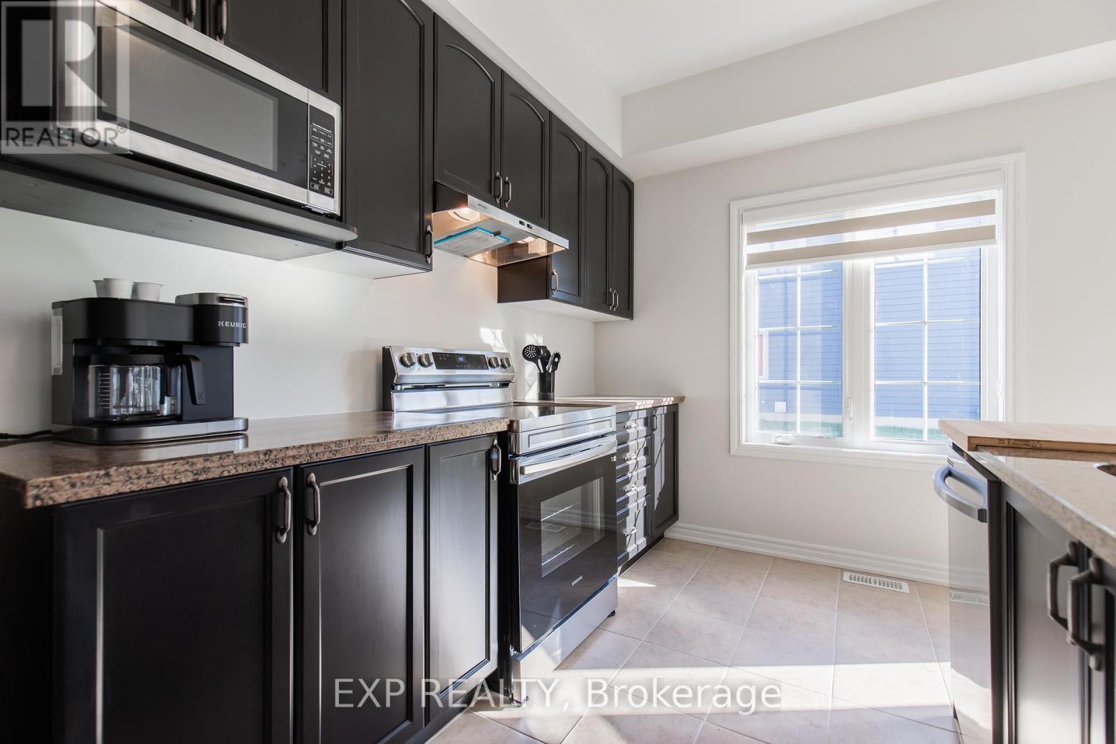 380 Beechwood Forest Lane, Gravenhurst, Ontario  P1P 0H8 - Photo 17 - X12577668