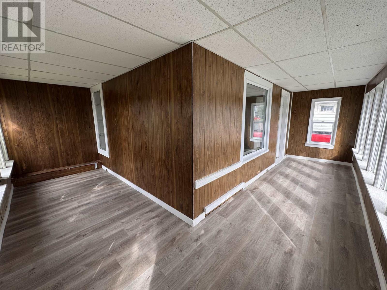 561 John St, Sault Ste. Marie, Ontario  P6C 3K6 - Photo 2 - SM253333