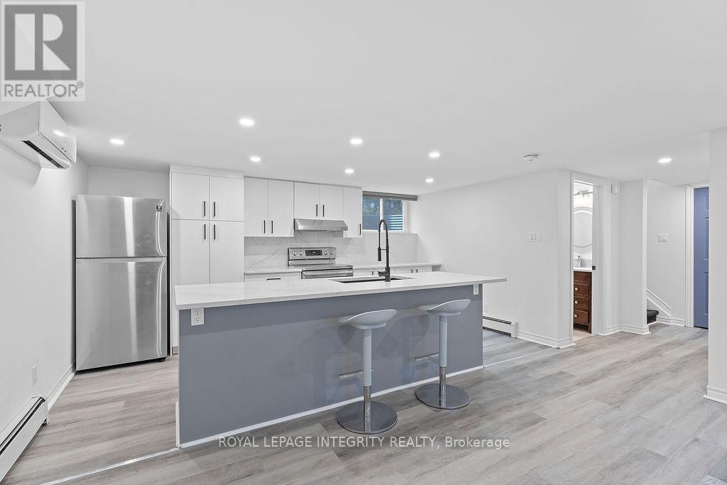 B - 1105 Falaise Road, Ottawa, Ontario  K2E 6R1 - Photo 12 - X12425772