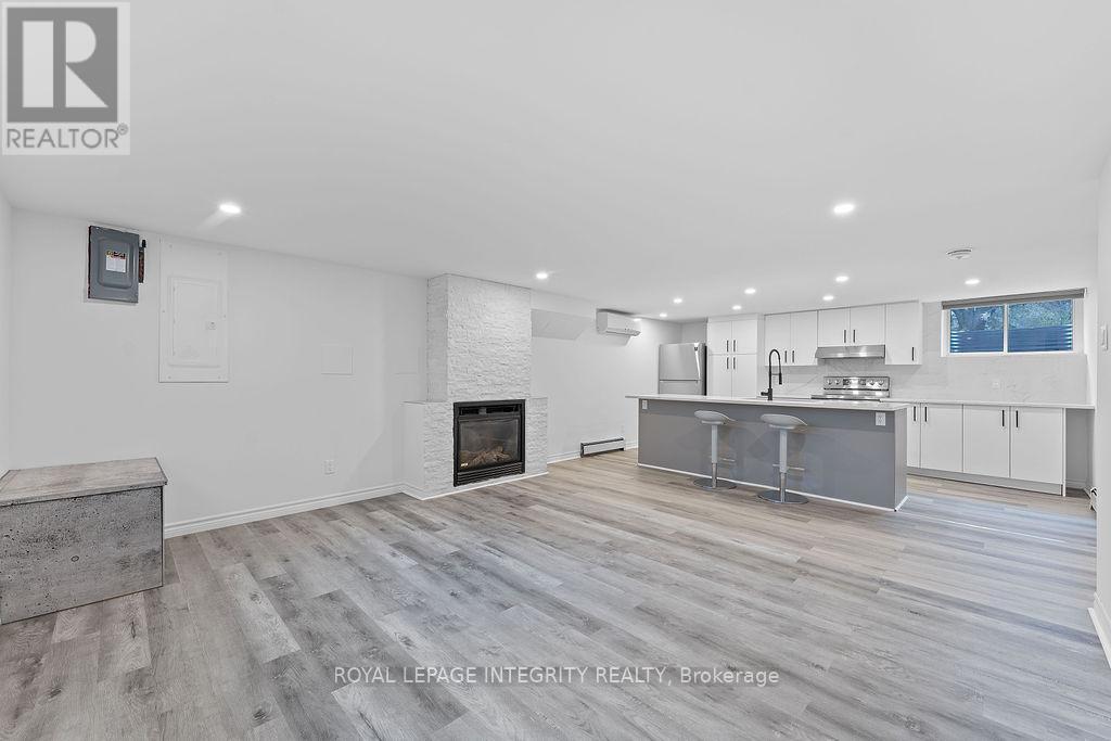 B - 1105 Falaise Road, Ottawa, Ontario  K2E 6R1 - Photo 17 - X12425772