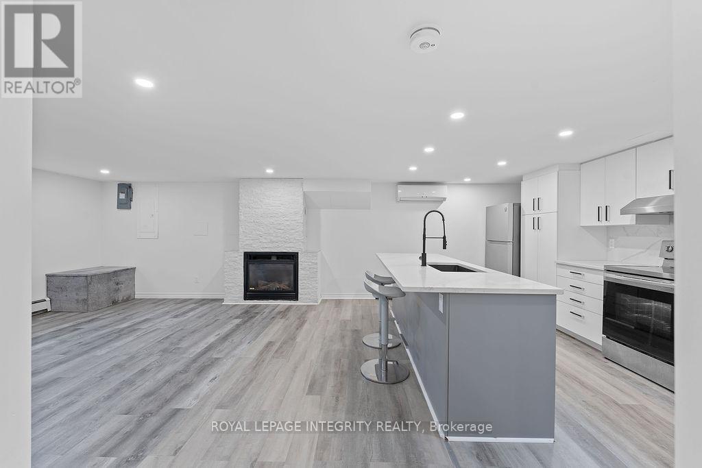 B - 1105 Falaise Road, Ottawa, Ontario  K2E 6R1 - Photo 9 - X12425772