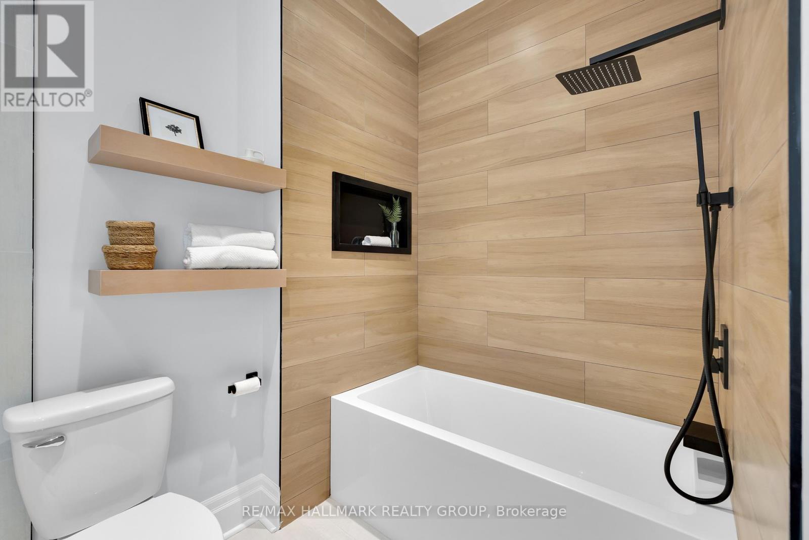 7 Bachman Terrace, Ottawa, Ontario  K2L 1W2 - Photo 34 - X12577744