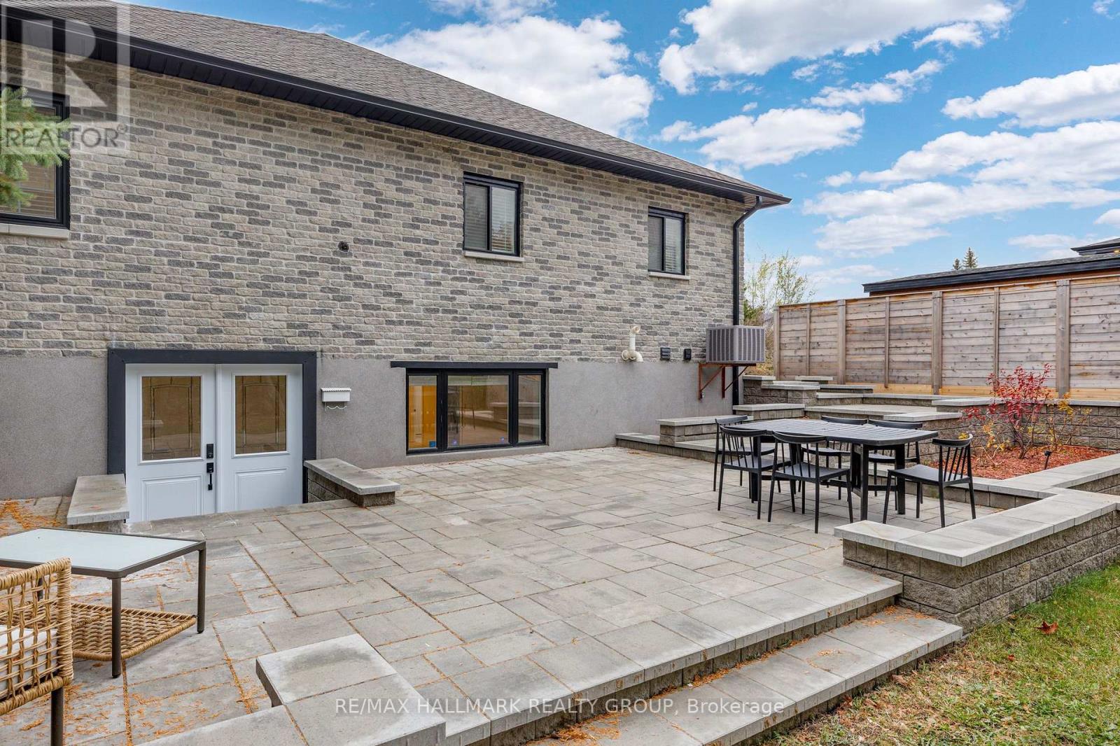 7 Bachman Terrace, Ottawa, Ontario  K2L 1W2 - Photo 46 - X12577744