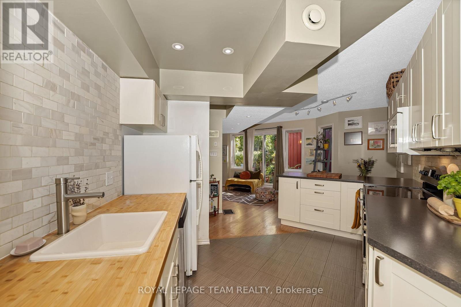 9 - 518 Lisgar Street, Ottawa, Ontario  K1R 5H5 - Photo 5 - X12577770