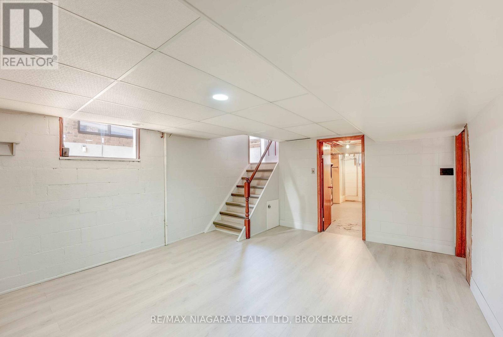 127 Louth Street, St. Catharines (Rykert/vansickle), Ontario  L2S 2T8 - Photo 25 - X12577714