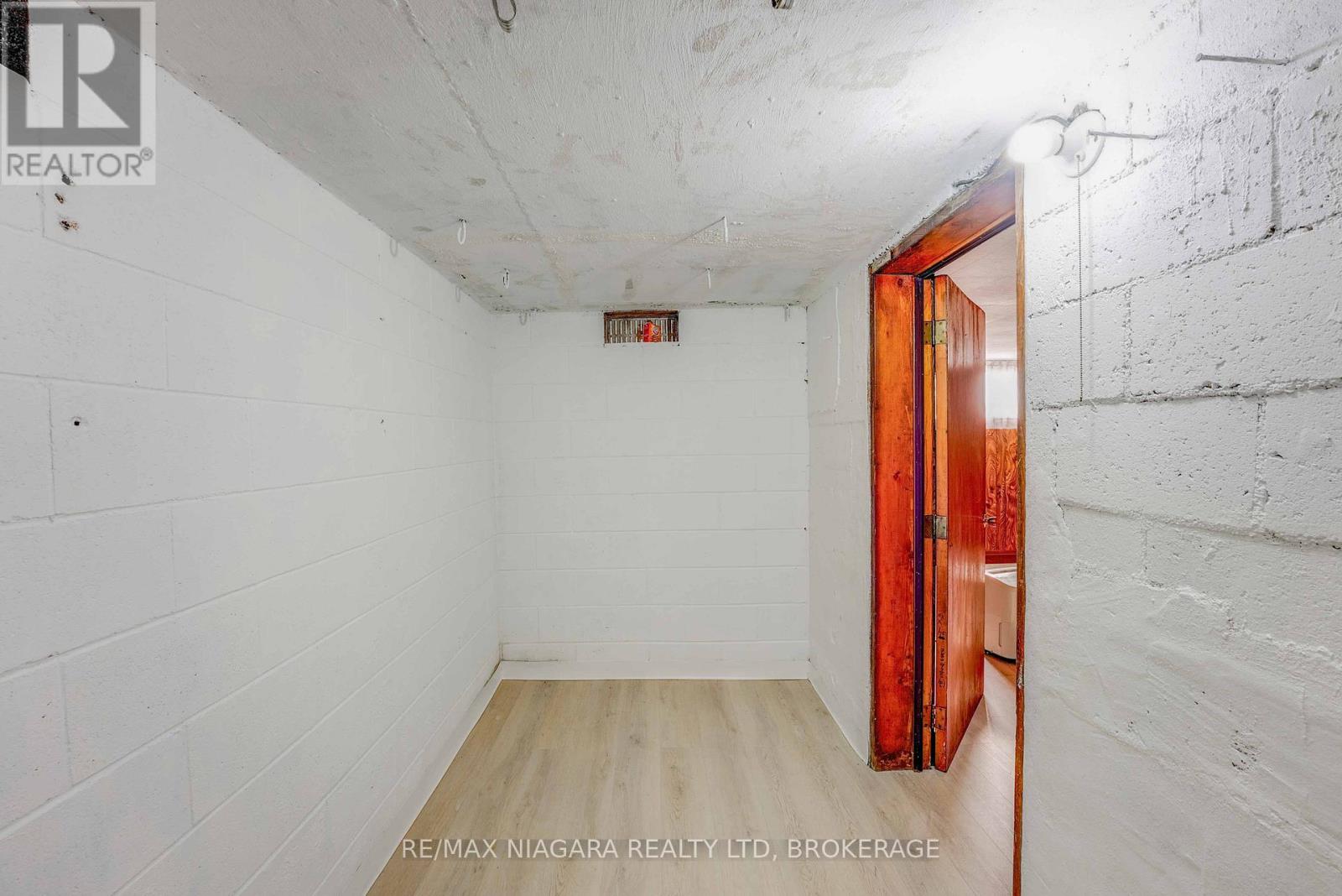 127 Louth Street, St. Catharines (Rykert/vansickle), Ontario  L2S 2T8 - Photo 33 - X12577714