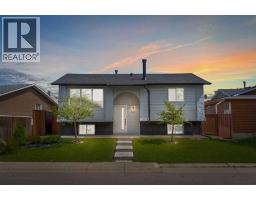 992 Rundlecairn Way NE Rundle