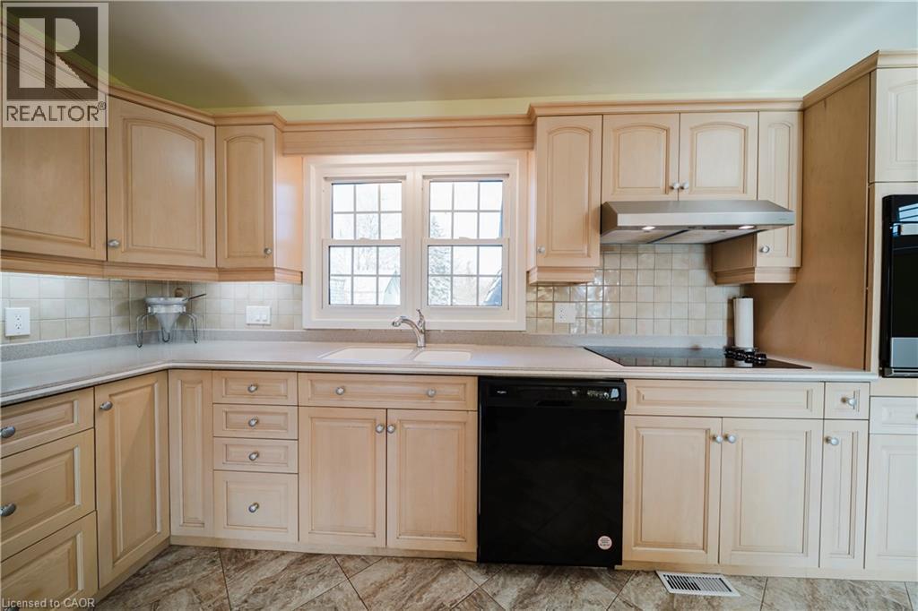 466 Hillview Crescent, New Hamburg, Ontario  N2A 1K8 - Photo 12 - 40789796