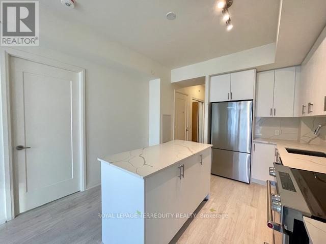 1818 - 8960 Jane Street, Vaughan, Ontario  L4K 2M9 - Photo 11 - N12575026