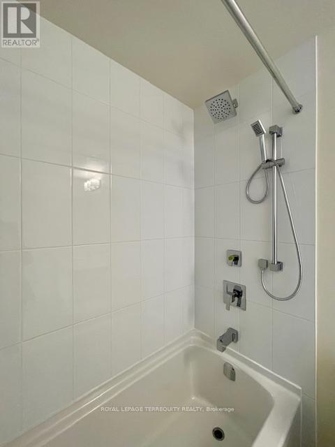 1818 - 8960 Jane Street, Vaughan, Ontario  L4K 2M9 - Photo 23 - N12575026