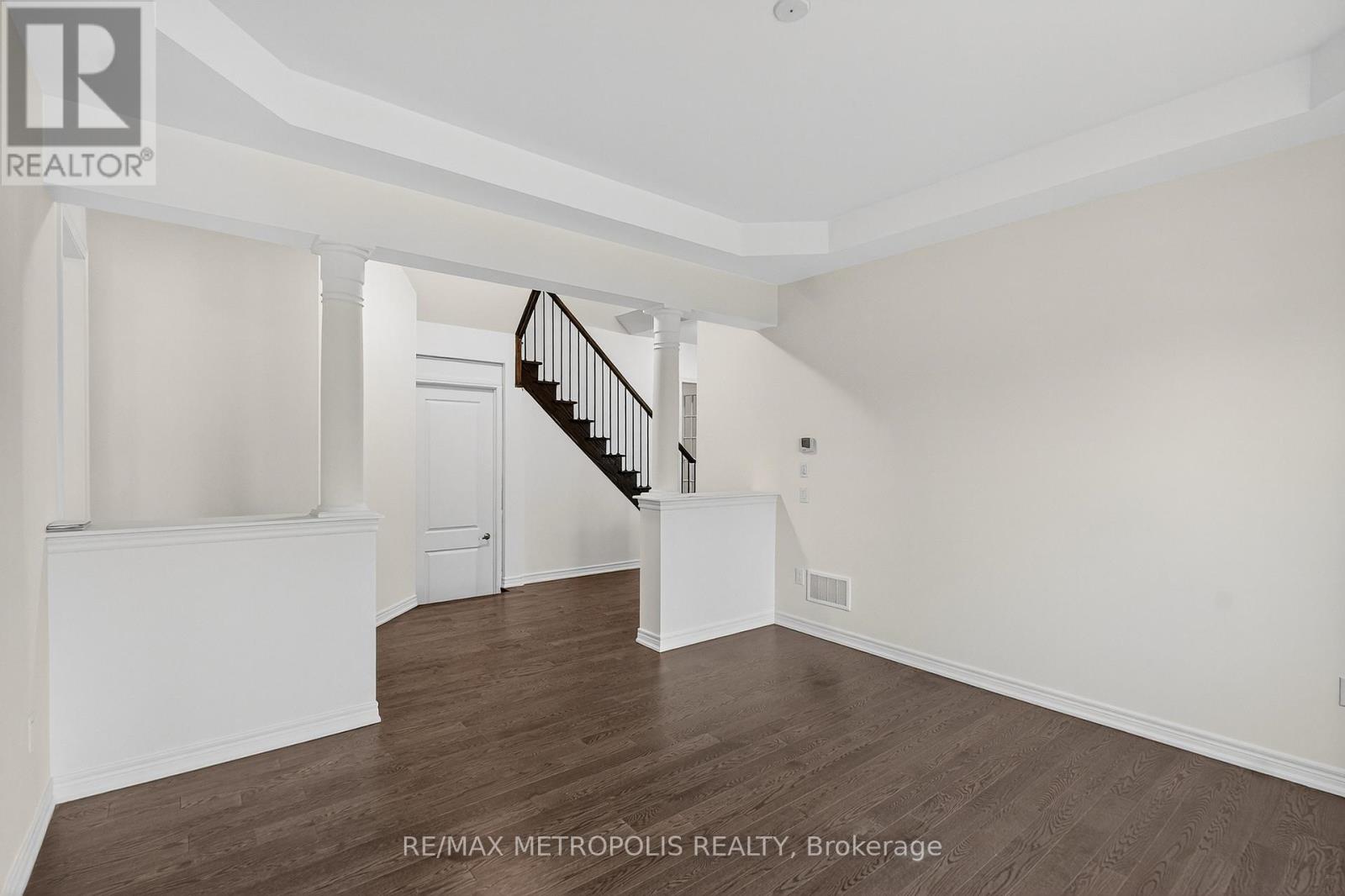 Upper - 31 Elverton Crescent, Brampton, Ontario  L7A 4Z4 - Photo 5 - W12471899