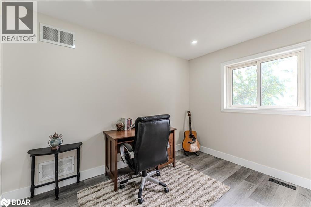 29 Silver Birch Avenue, Wasaga Beach, Ontario  L9Z 1B7 - Photo 11 - 40779216