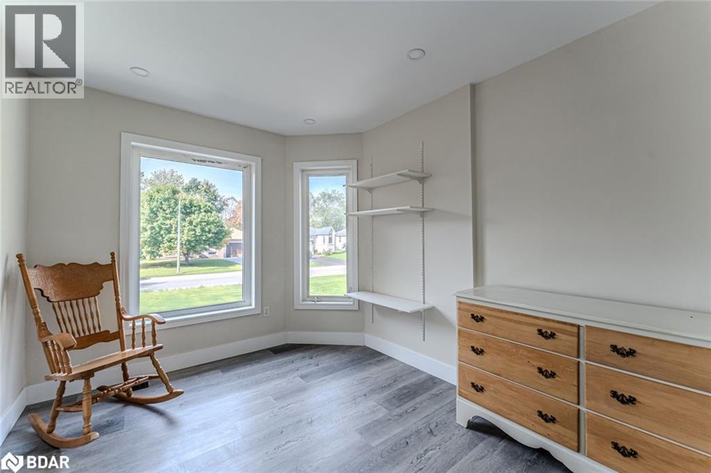 29 Silver Birch Avenue, Wasaga Beach, Ontario  L9Z 1B7 - Photo 10 - 40779216