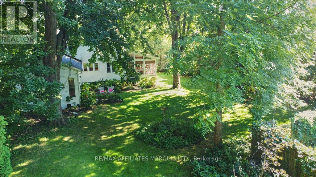 20369 Old Montreal Road, South Glengarry, Ontario  K0C 2C0 - Photo 28 - X12531020