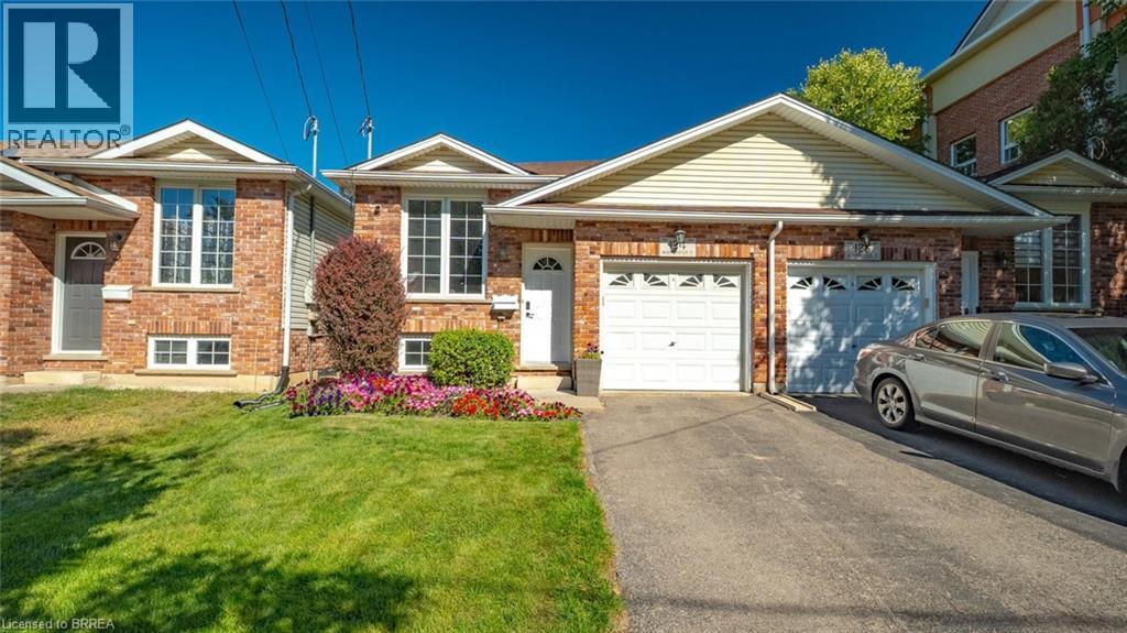 124 Marlborough Street, Brantford, Ontario  N3S 7Y2 - Photo 4 - 40772384