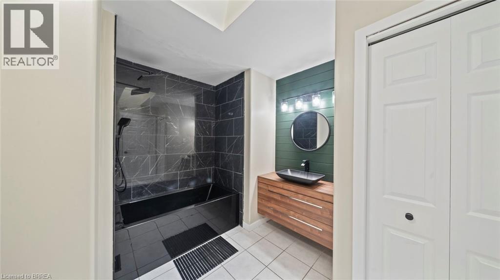 124 Marlborough Street, Brantford, Ontario  N3S 7Y2 - Photo 17 - 40772384