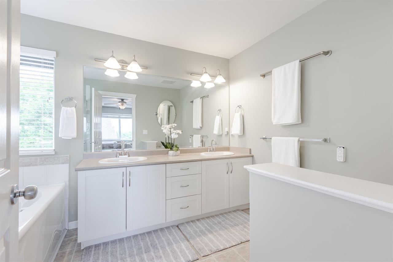 20216 70a Avenue, Langley, British Columbia  V2Y 2Y6 - Photo 10 - R3062612