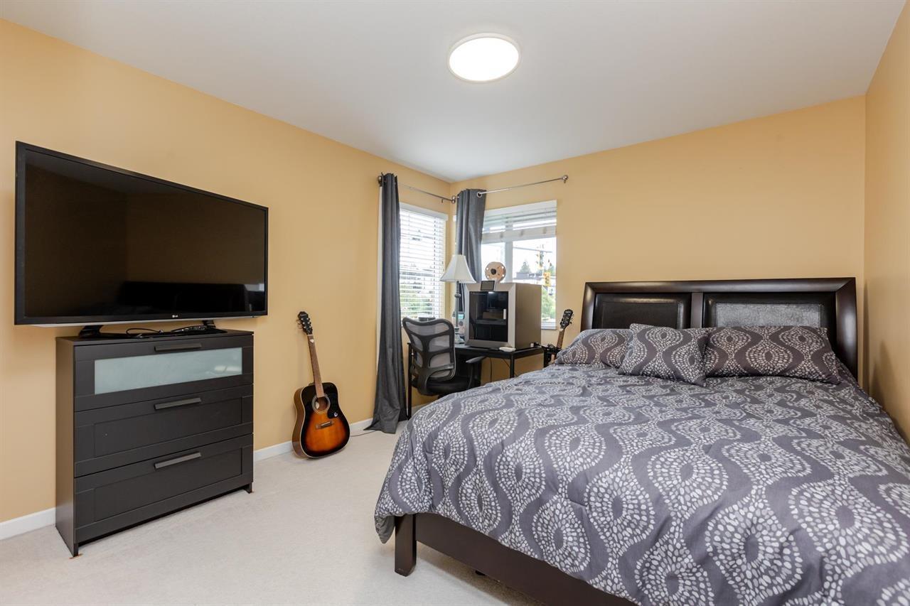 20216 70a Avenue, Langley, British Columbia  V2Y 2Y6 - Photo 8 - R3062612