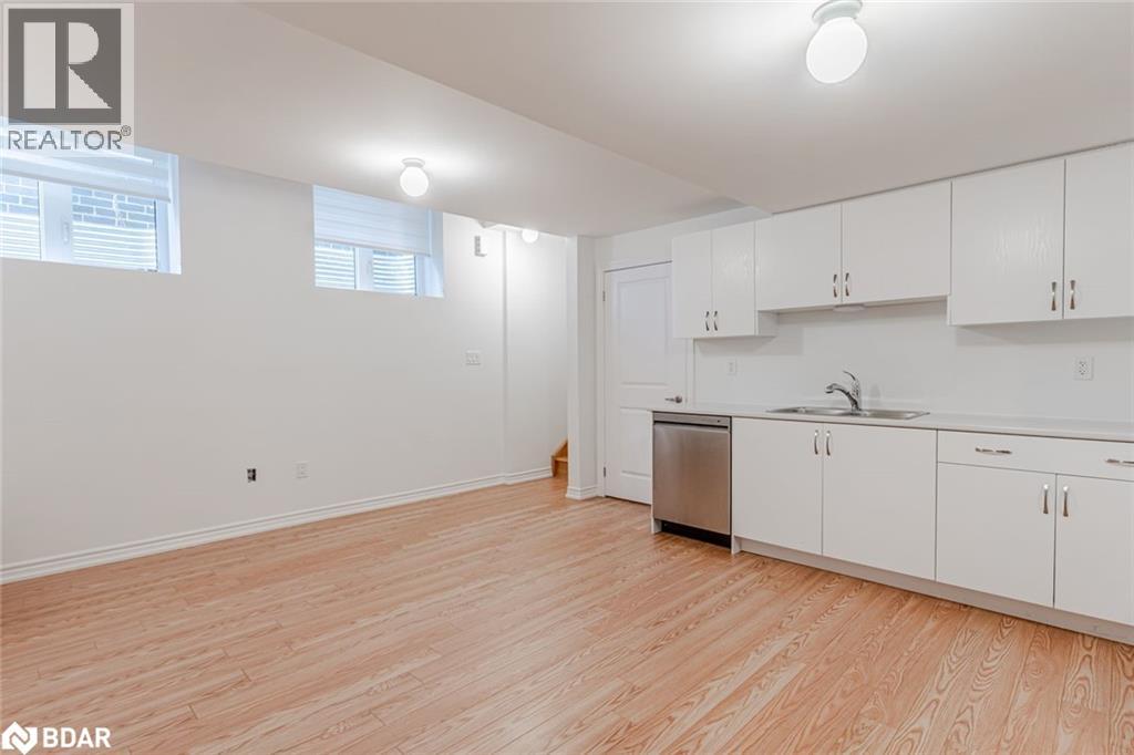 148 Nottingham Road Unit# Lower, Barrie, Ontario  L9J 0L7 - Photo 3 - 40789784