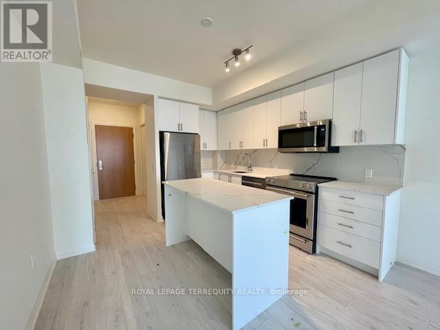 1818 - 8960 Jane Street, Vaughan, Ontario  L4K 2M9 - Photo 8 - N12575026