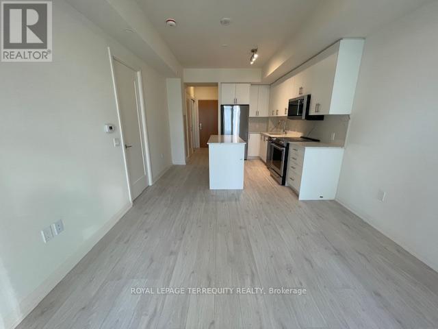 1818 - 8960 Jane Street, Vaughan, Ontario  L4K 2M9 - Photo 7 - N12575026