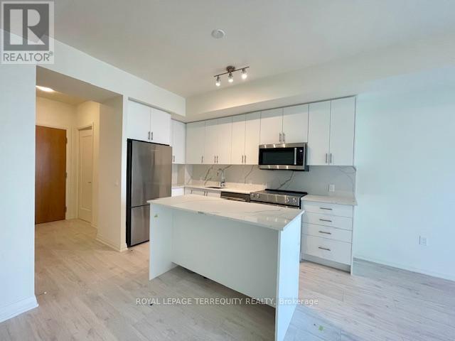 1818 - 8960 Jane Street, Vaughan, Ontario  L4K 2M9 - Photo 9 - N12575026