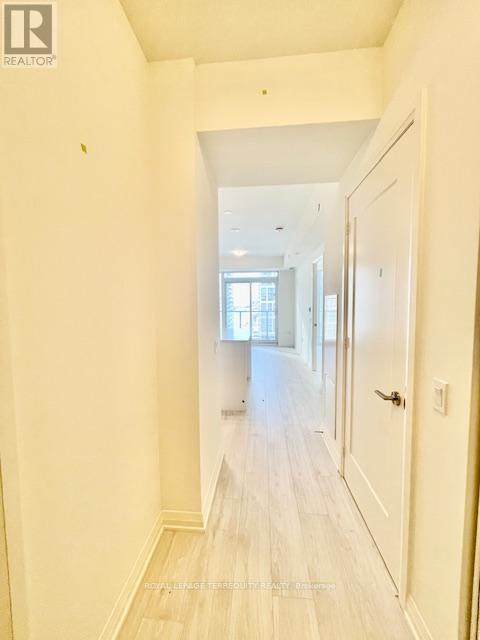 1818 - 8960 Jane Street, Vaughan, Ontario  L4K 2M9 - Photo 4 - N12575026