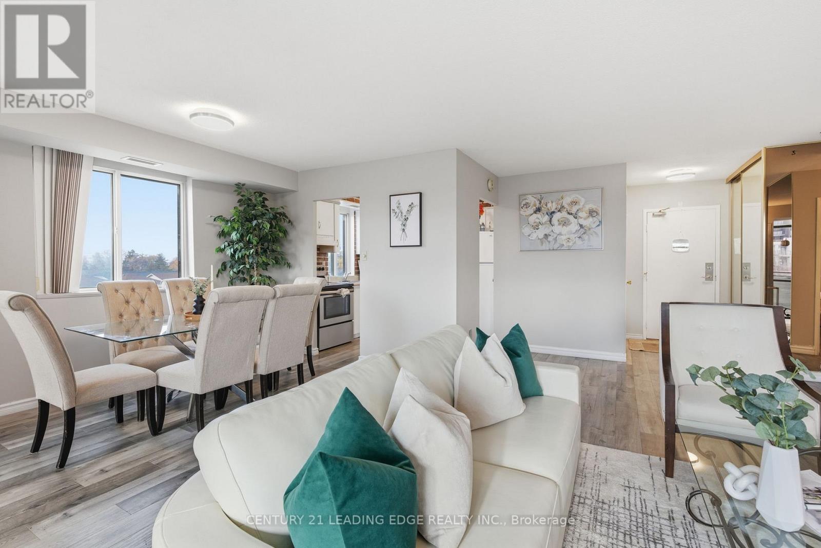 407 - 301 Frances Avenue, Hamilton, Ontario  L8E 3W6 - Photo 6 - X12573122