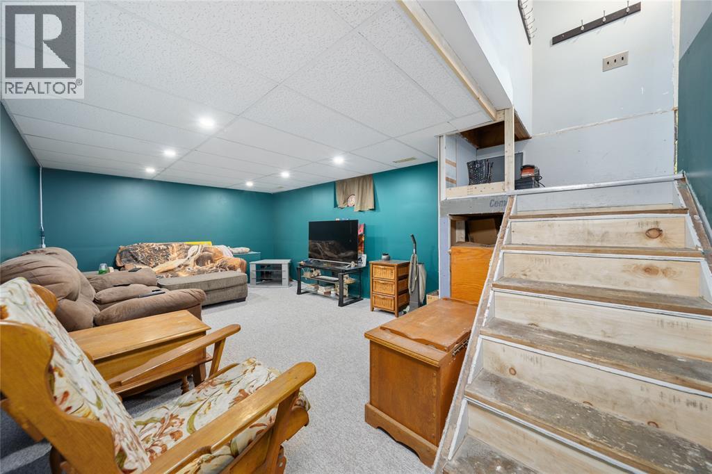 19 Broadway Street, Lambton Shores, Ontario  N0N 1J0 - Photo 14 - 25030618