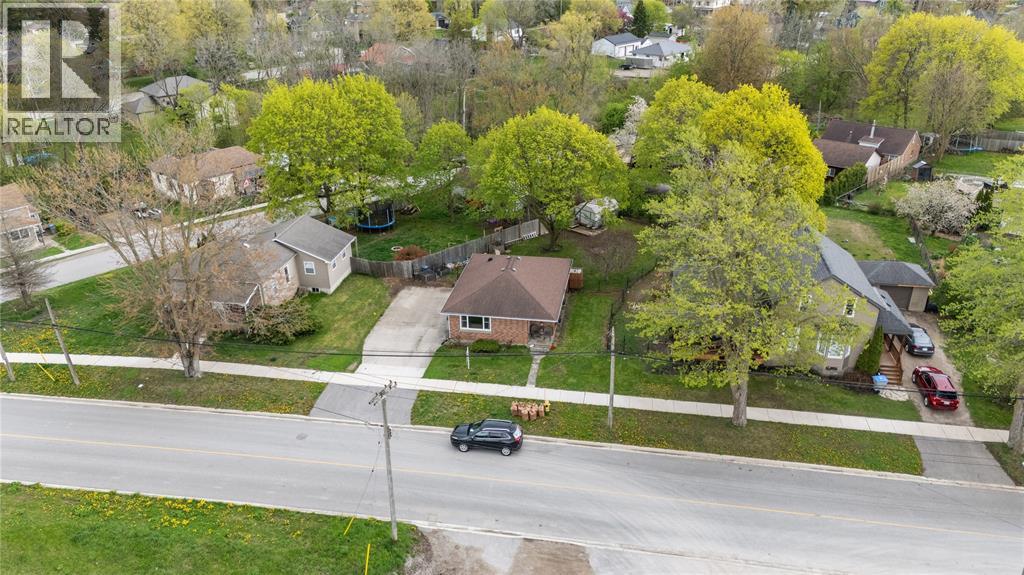 19 Broadway Street, Lambton Shores, Ontario  N0N 1J0 - Photo 26 - 25030618