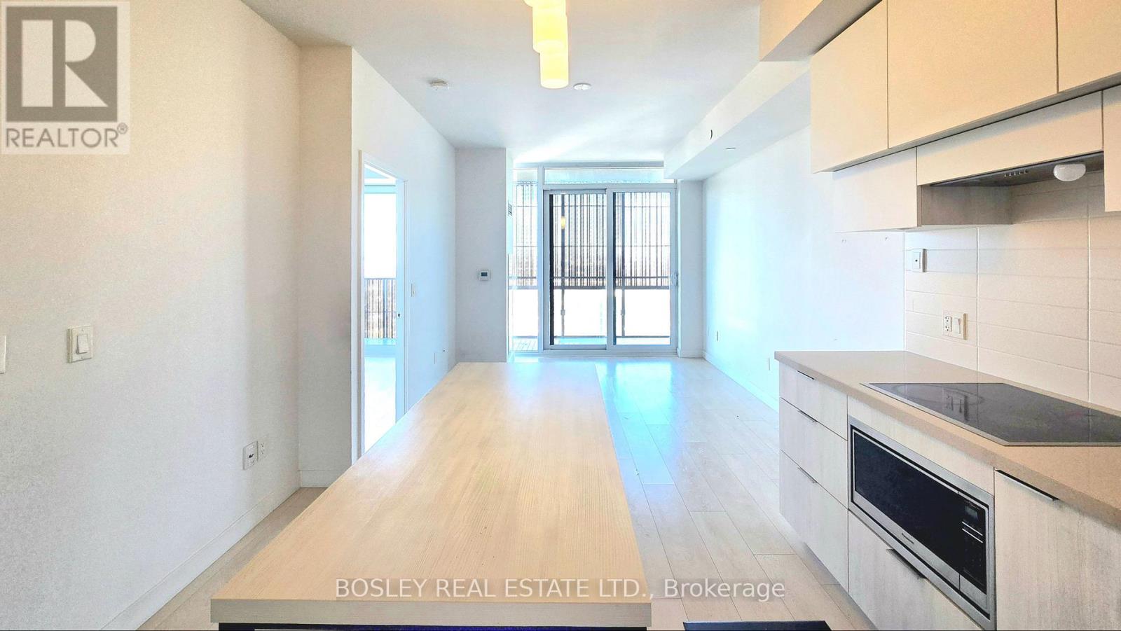 4406 - 8 EGLINTON AVENUE E, Toronto, Ontario