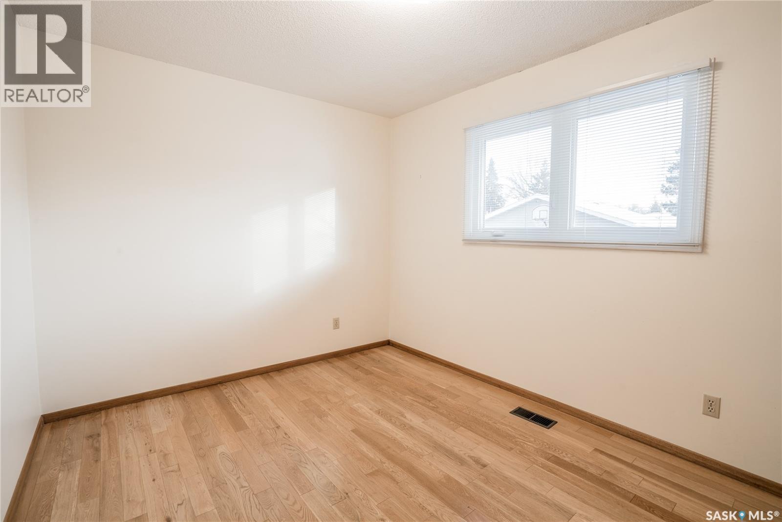 442 Vancouver Avenue S, Saskatoon, Saskatchewan  S7M 3N4 - Photo 13 - SK024671