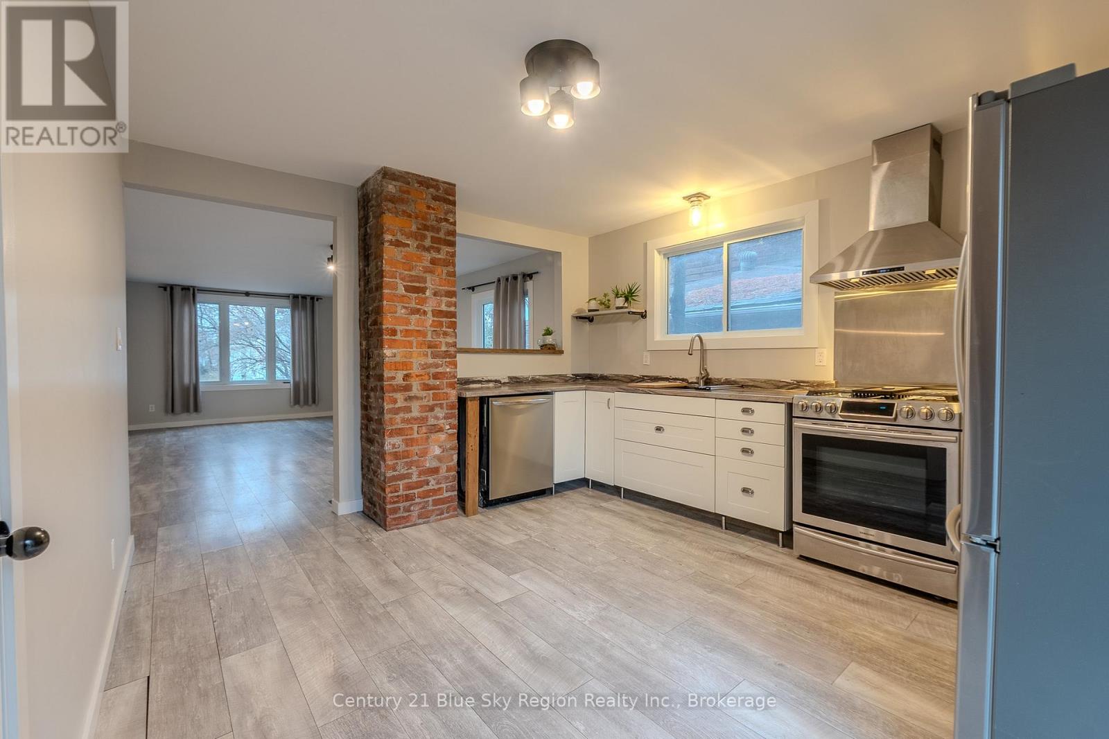 320 Hutcheson Avenue, North Bay, Ontario  P1B 6Z2 - Photo 12 - X12577880