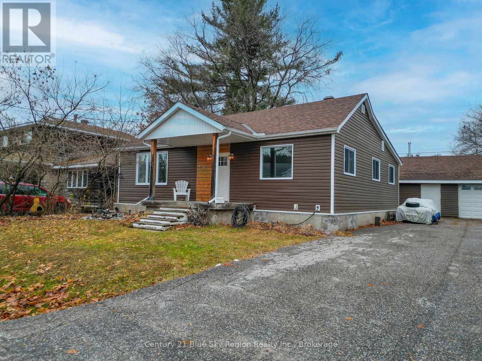 320 Hutcheson Avenue, North Bay, Ontario  P1B 6Z2 - Photo 3 - X12577880