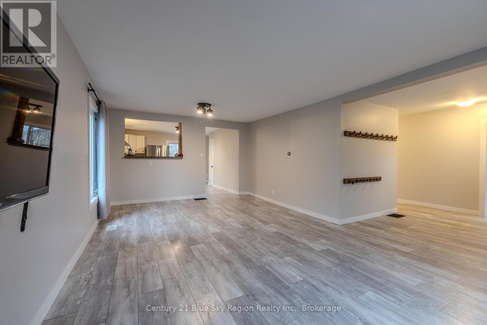 320 Hutcheson Avenue, North Bay, Ontario  P1B 6Z2 - Photo 8 - X12577880