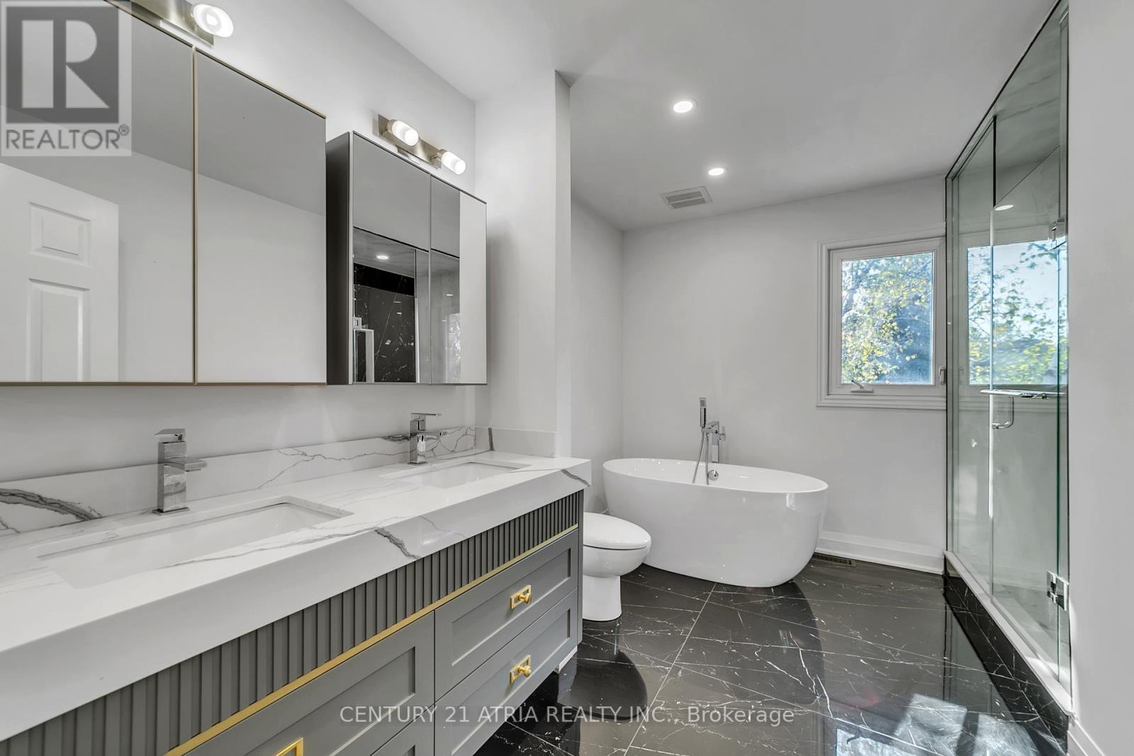 65 Worthington Avenue, Richmond Hill, Ontario  L4E 2S6 - Photo 27 - N12577732