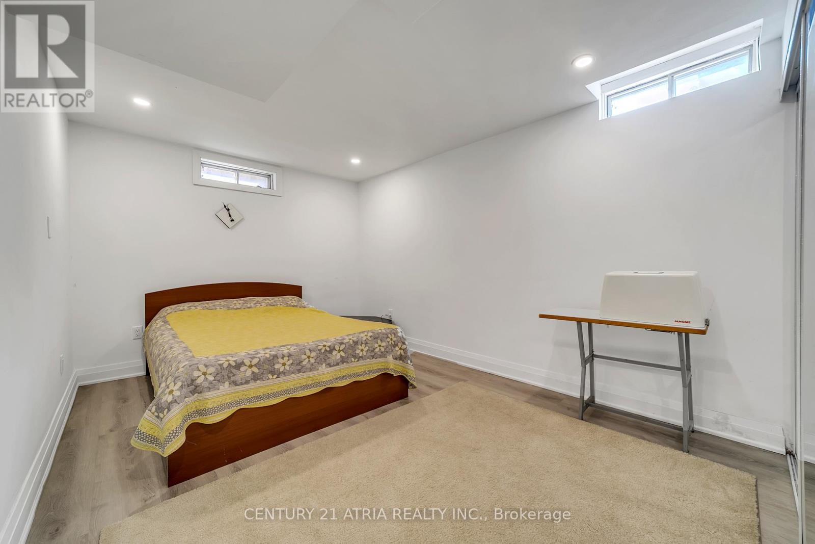 65 Worthington Avenue, Richmond Hill, Ontario  L4E 2S6 - Photo 37 - N12577732