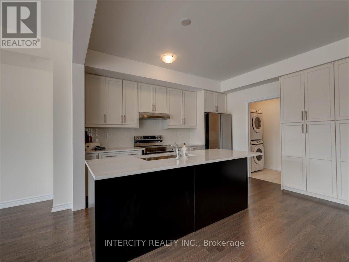 22 Griffith Street, Aurora, Ontario  L4G 7B6 - Photo 16 - N12577760