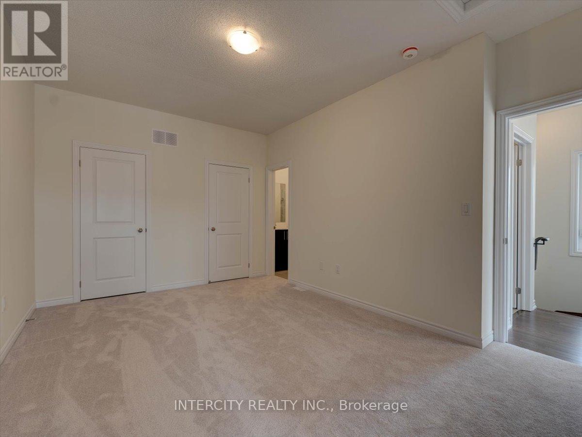 22 Griffith Street, Aurora, Ontario  L4G 7B6 - Photo 32 - N12577760