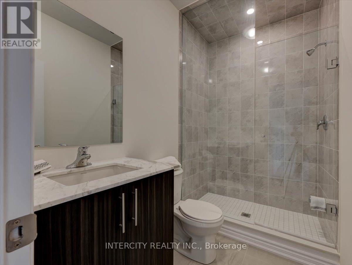 22 Griffith Street, Aurora, Ontario  L4G 7B6 - Photo 33 - N12577760