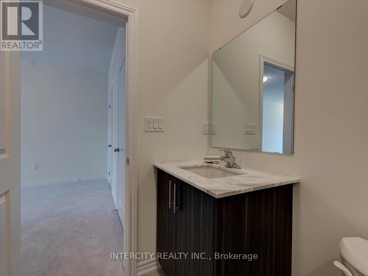 22 Griffith Street, Aurora, Ontario  L4G 7B6 - Photo 34 - N12577760