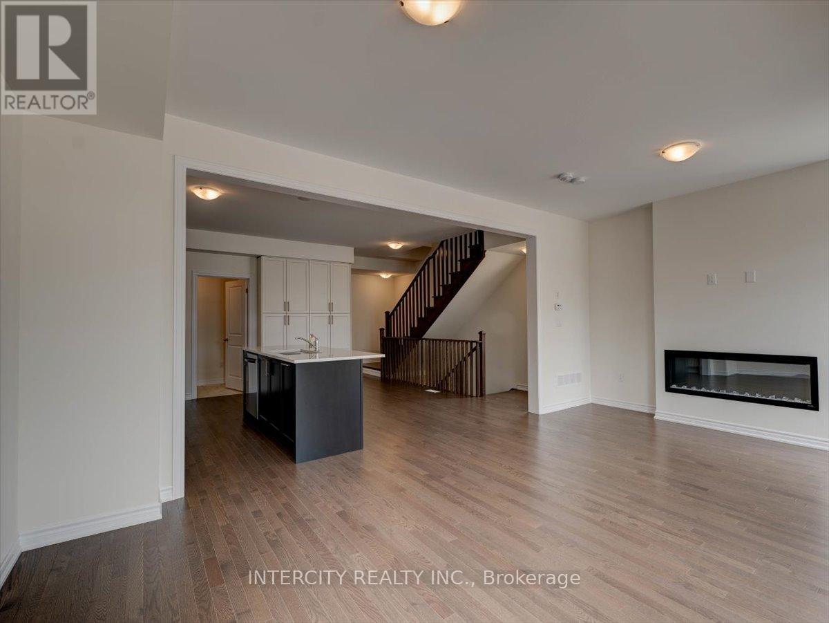 22 Griffith Street, Aurora, Ontario  L4G 7B6 - Photo 8 - N12577760