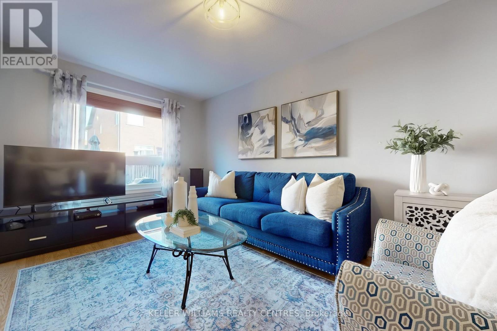 93 Barr Crescent, Aurora, Ontario  L4G 0C2 - Photo 5 - N12577784