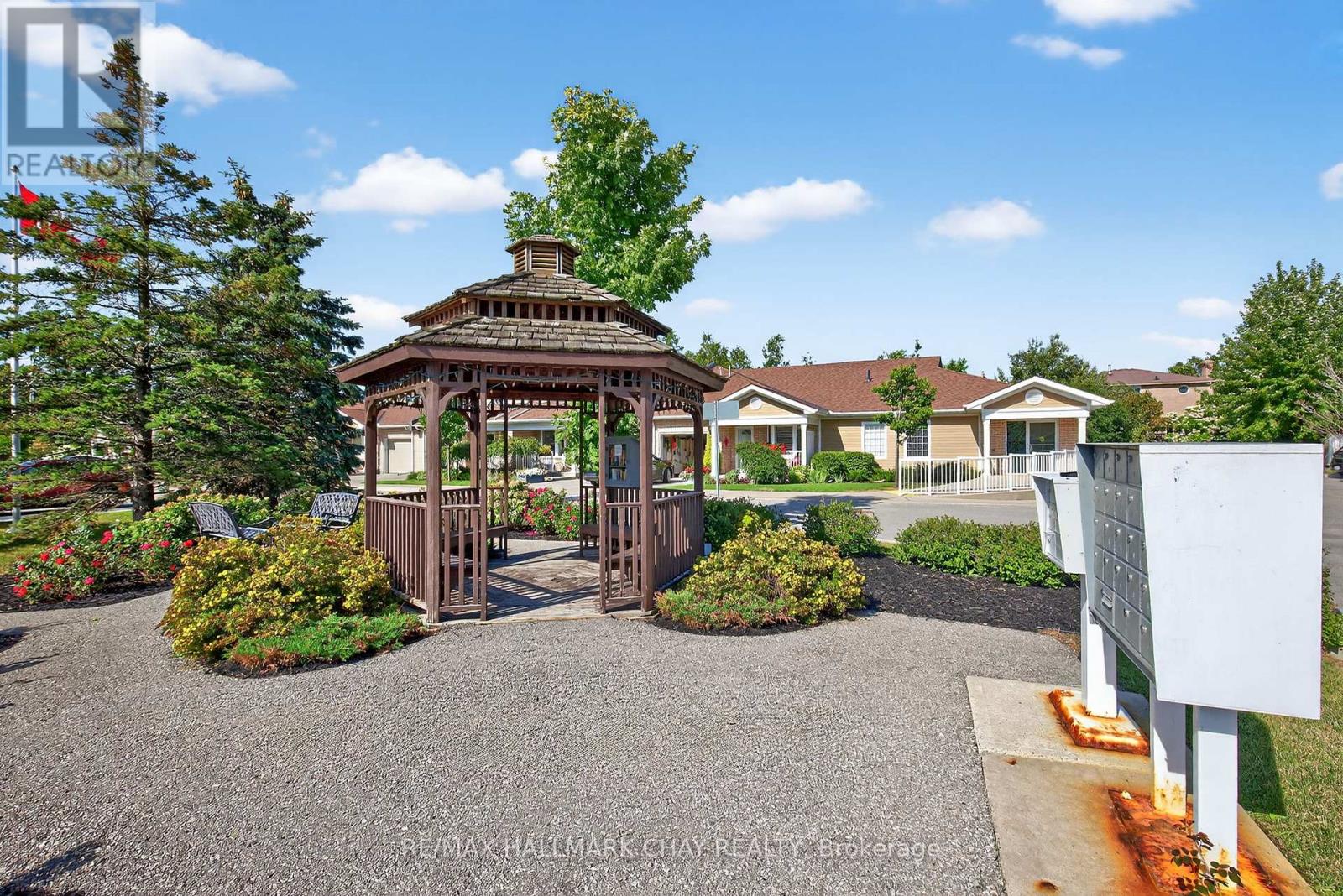 10 - 222 Steel Street, Barrie, Ontario  L4M 2G9 - Photo 16 - S12577726