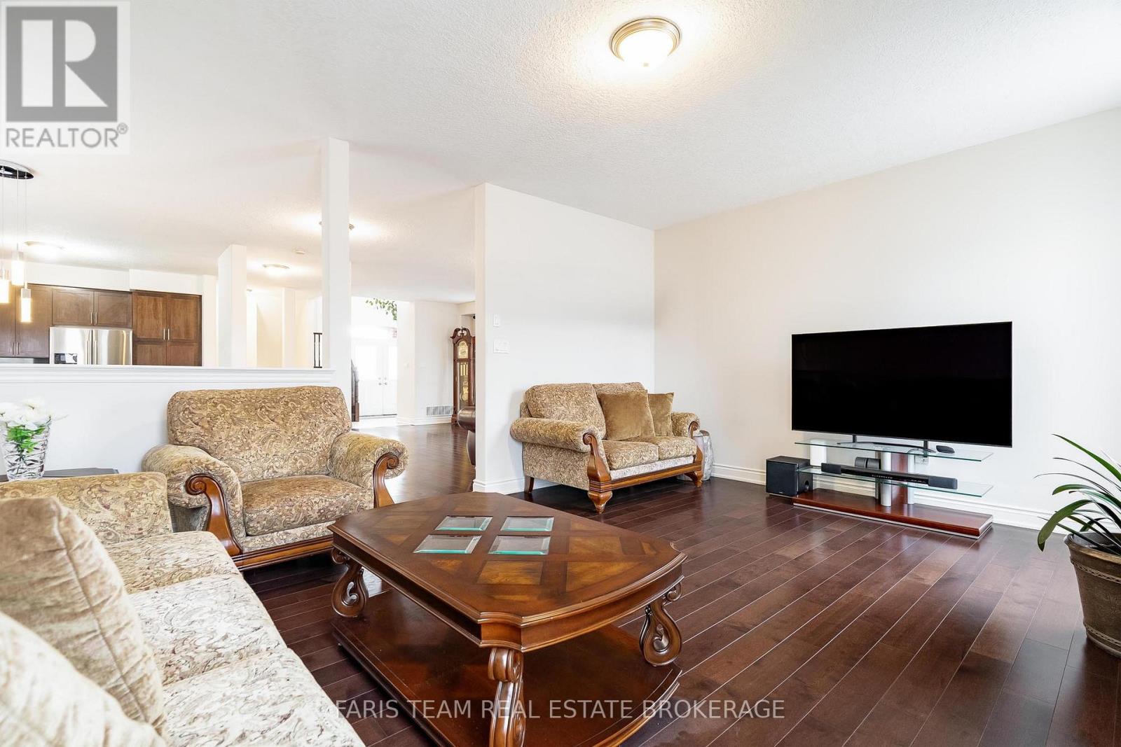 56 Jewel House Lane, Barrie (Innis-Shore), Ontario  L4M 0C4 - Photo 19 - S12577776