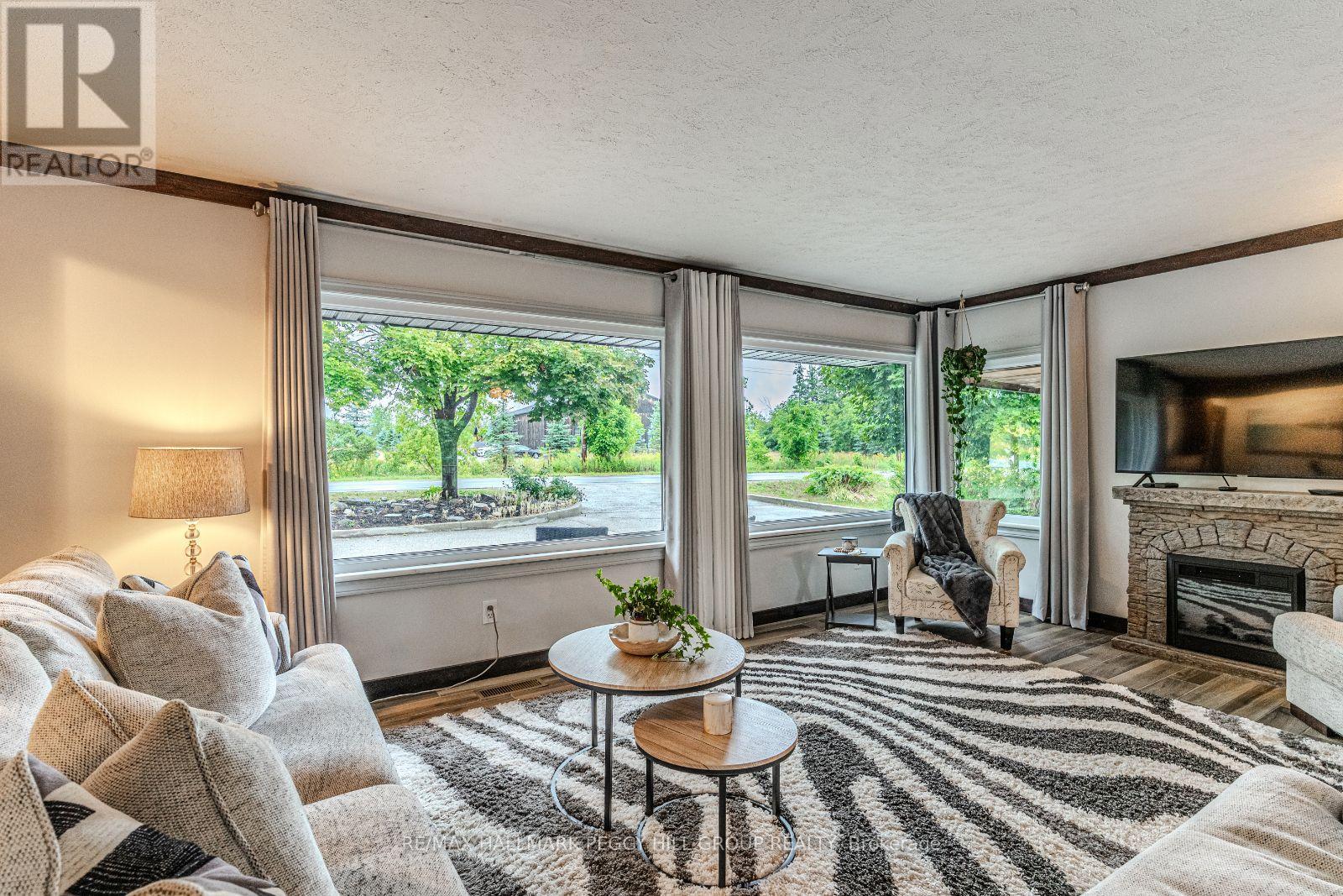 2447 Ridge Road W, Oro-Medonte (Shanty Bay), Ontario  L0L 2L0 - Photo 3 - S12577786